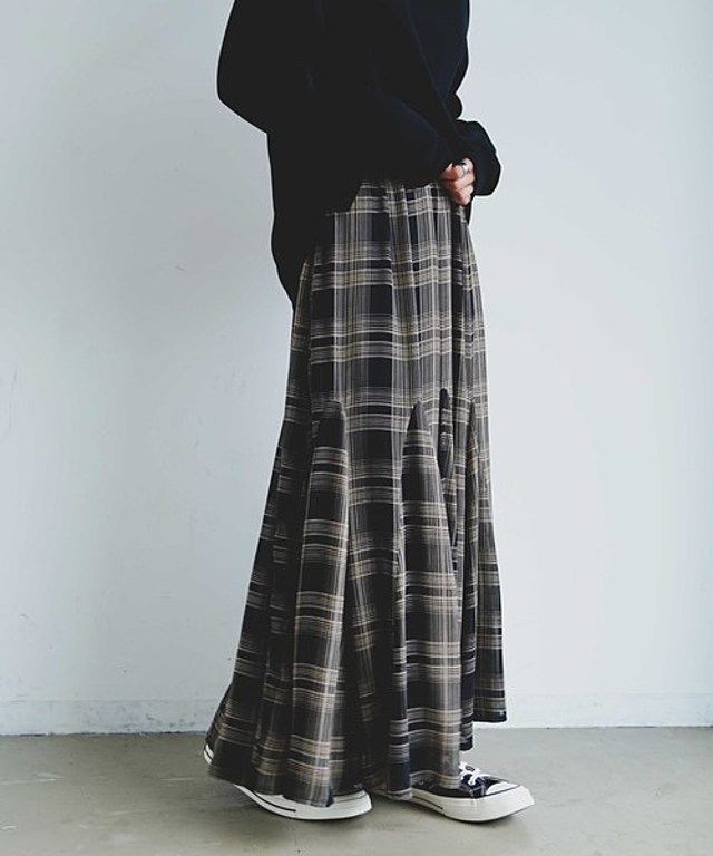 フレアロングスカート