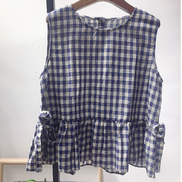 キンガムノースリーブブラウス