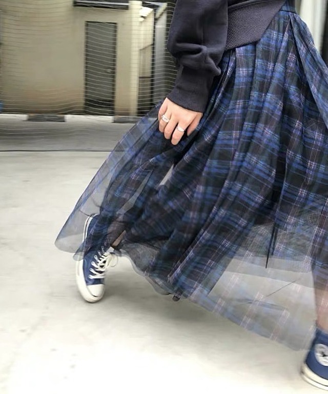 チェックチュールスカート