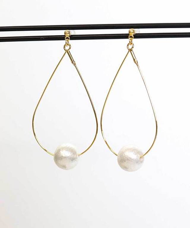 ティアドロップコットンパールピアス