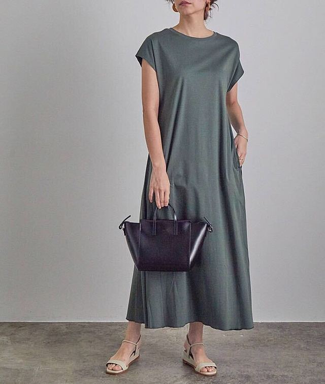 フレンチスリーブロングTシャツワンピース