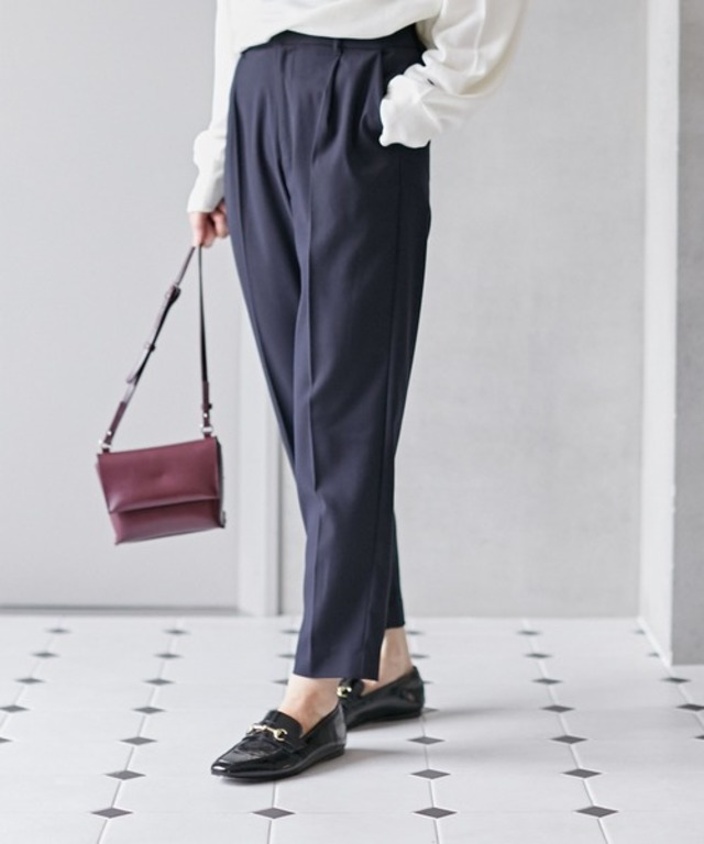 WEB限定/ストレッチテーパードパンツ