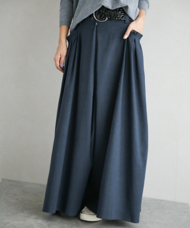 ベルト付き タックロングスカート