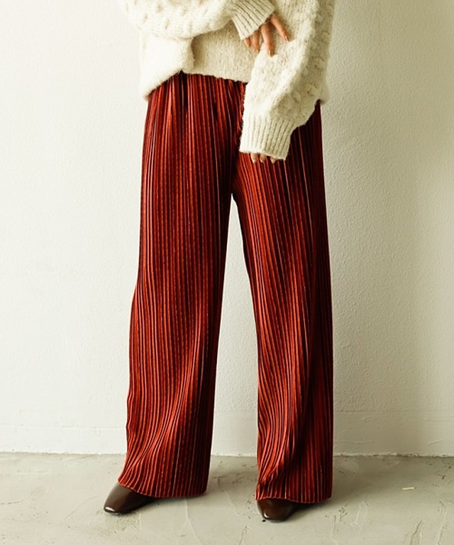 ベロアプリーツ・ワイドパンツ