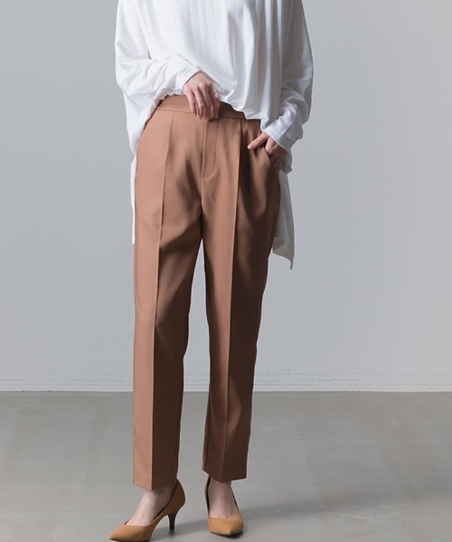 ストレッチカチオン センタープレステーパードパンツ