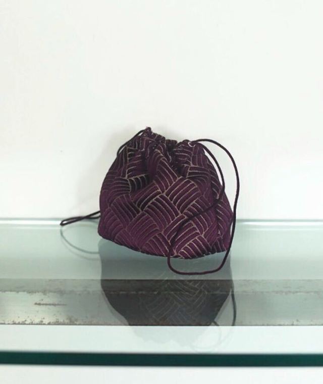 サテンジャガードパース