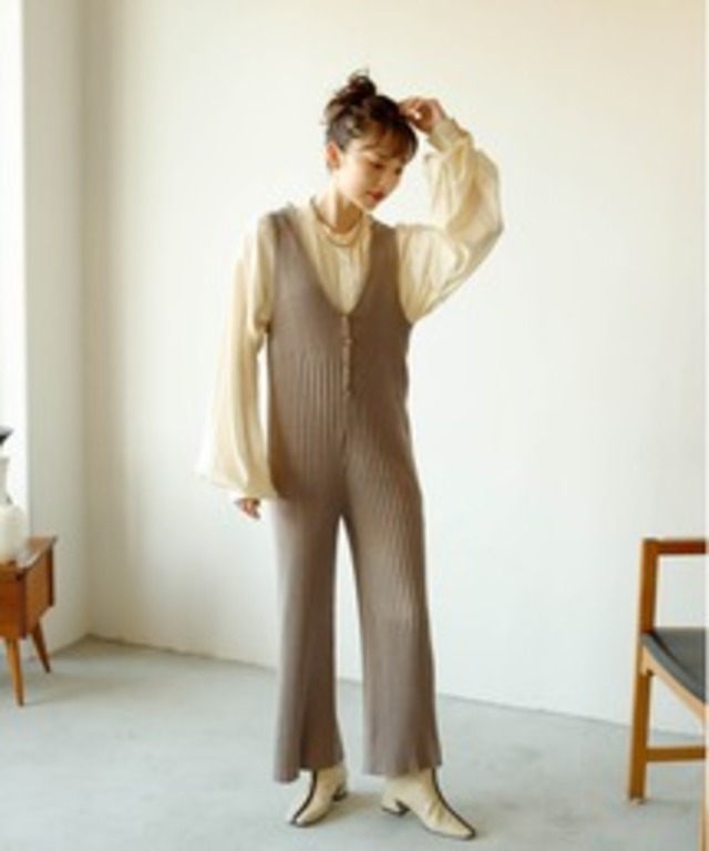 【VACANCY×ファッションインフルエンサー＠misato36】リブニットサロペット