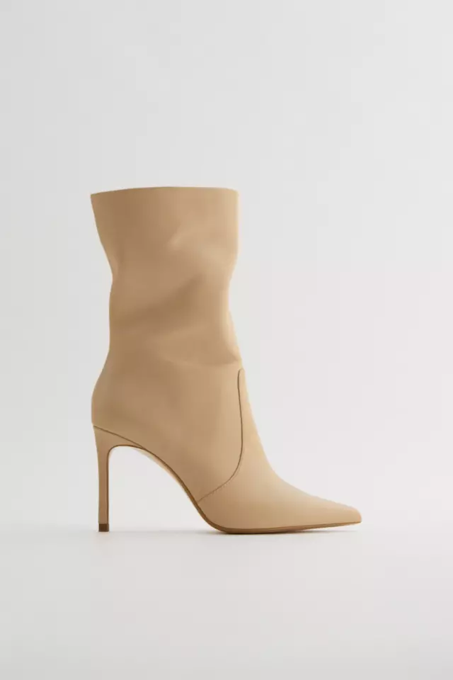 リアルレザースティレットヒールアンクルブーツ