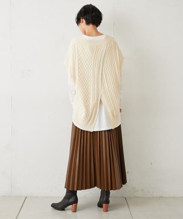 後ろ開きケーブルビッグベスト