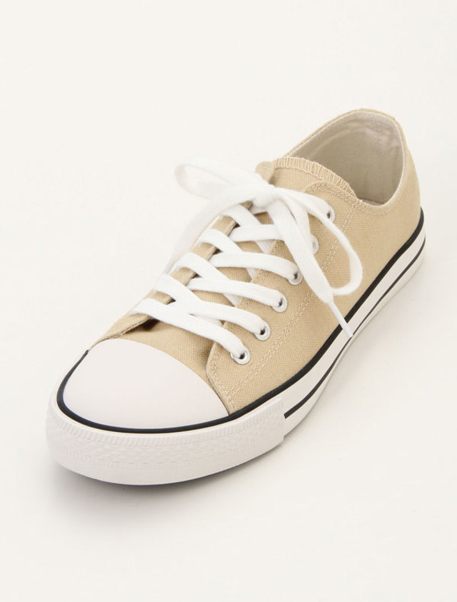 レースアップスニーカー