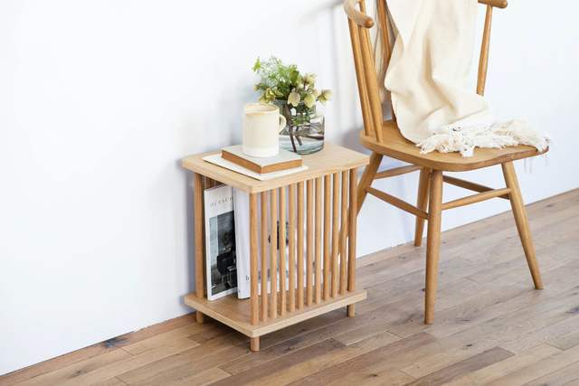 サイドテーブル／オーク