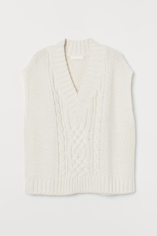 ケーブルニットプルオーバーベスト
