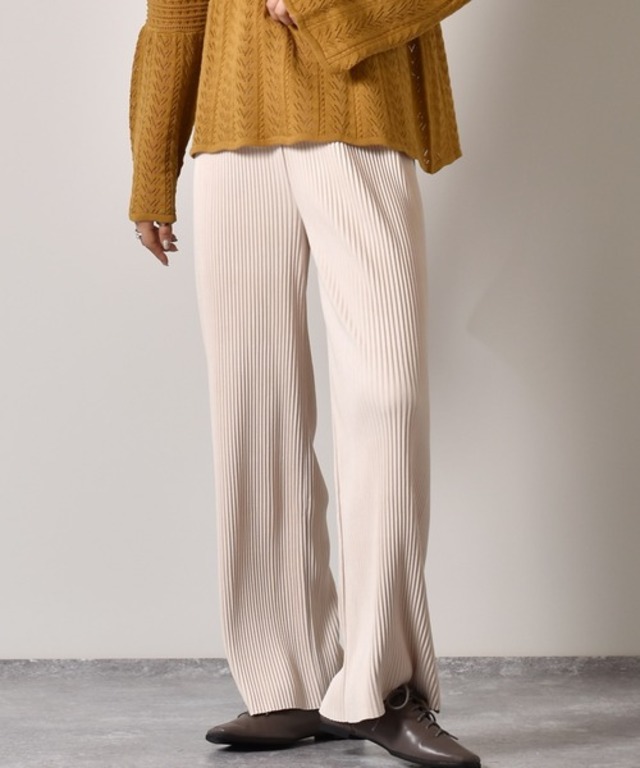 スエードラフパンツ