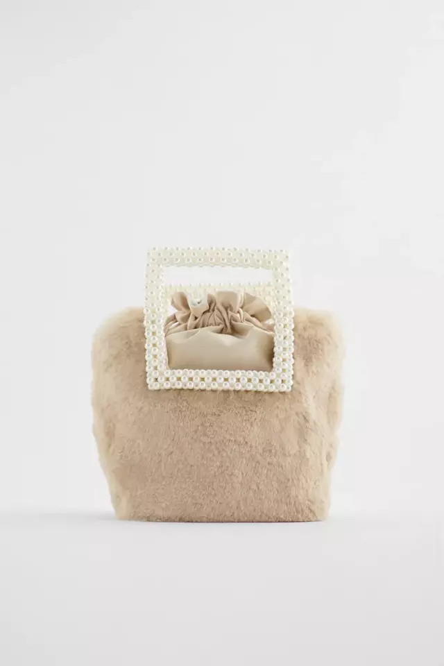 パール風ハンドル付きフェイクファーバスケットバッグ