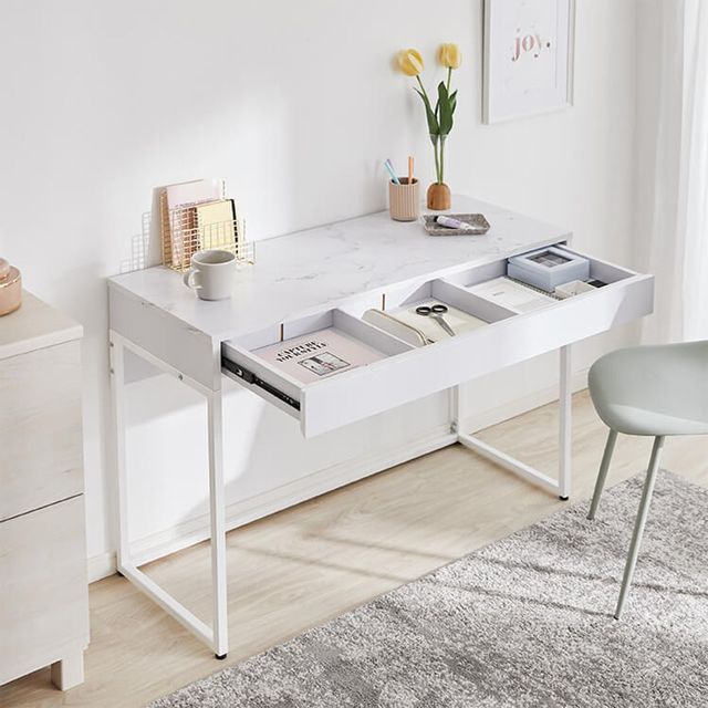 ドレッサーデスク