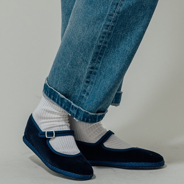 ベルベット ストラップシューズ