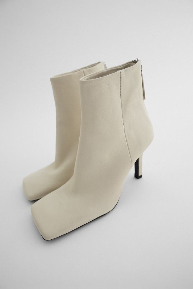 スクエアトゥハイヒールレザーアンクルブーツ