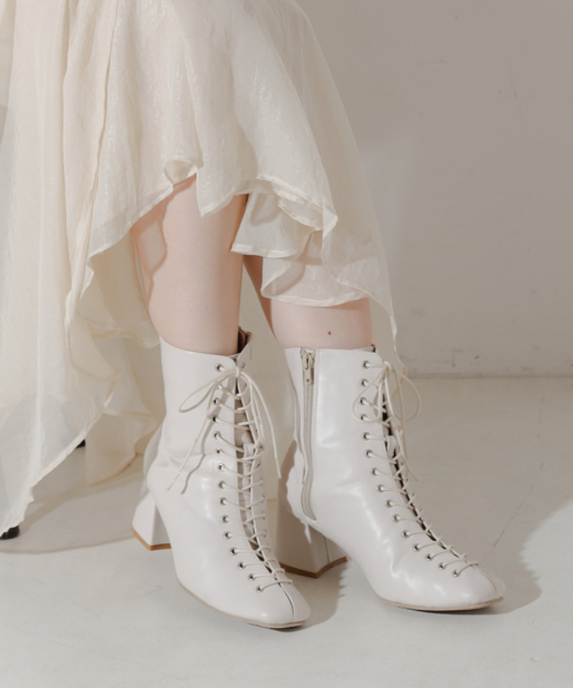 レースアップアンクルブーツ