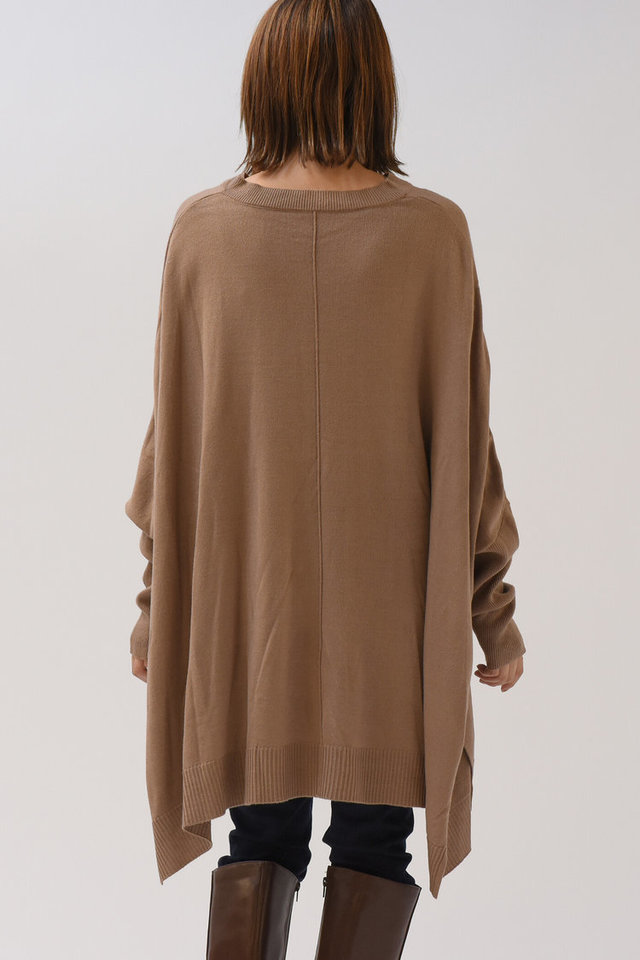 ポンチョ風ルーズニットプルオーバー
