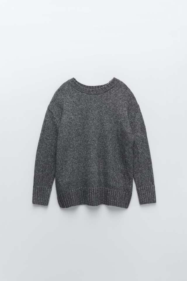 オーバーサイズニットセーター