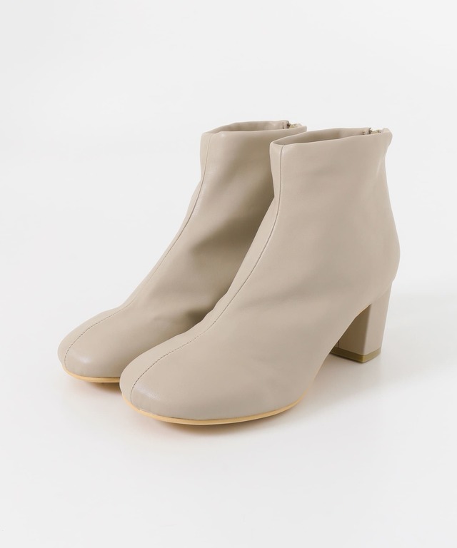 チャビートウアンクルブーツ