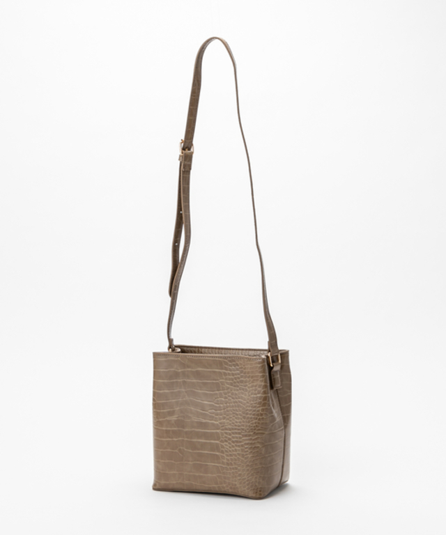 クロコ柄シカクバッグ