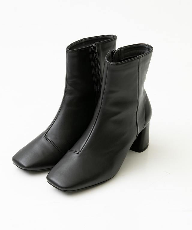 スクエアトゥミドルブーツ