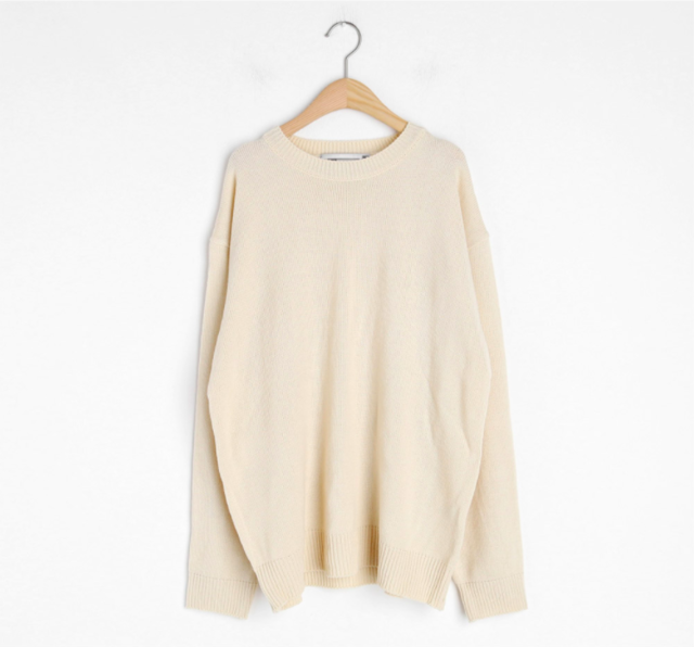 ラウンドルーズニット