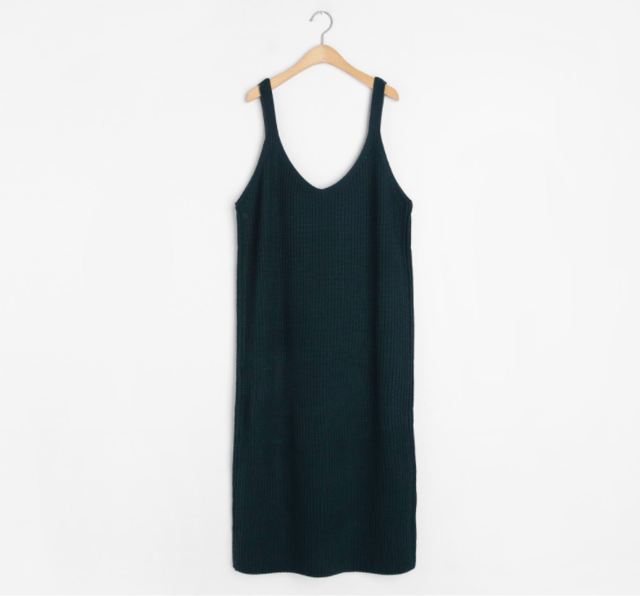 ニットスリーブレスワンピース
