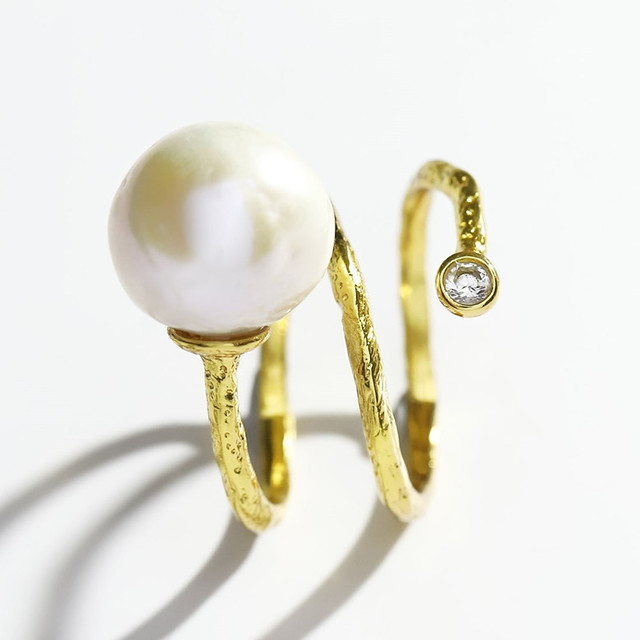 バロックパールスワロフスキージルコニアリング